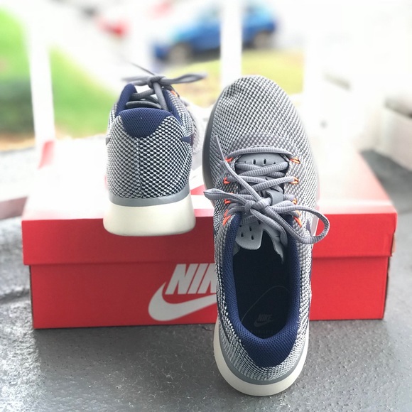 NWT Nike Tanjun Racer Cool Grey WMNS - Picture 5 of 8